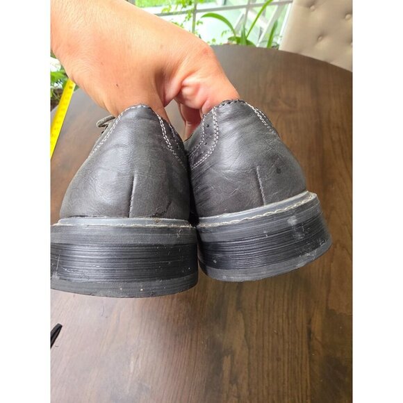 Mens Leather Wingtip Oxford Shoes Size 9.5 Gray Lace-Up Perforated Detailing Dur - Picture 13 of 14